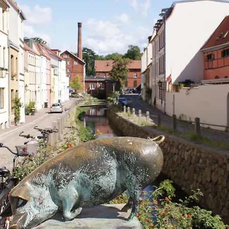 Buetow We2 Mit Parkplatz - Abc8